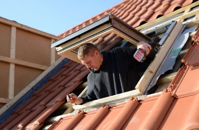Pose de fenêtres de toit Velux à Carolles